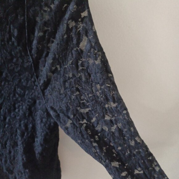 Moda Int / Victoria Secret Black Long Sleeve Stretch Lace Key / Peep Hole Large - Picture 3 of 6